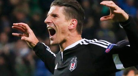 Gomez'den Okocha sürprizi - spor