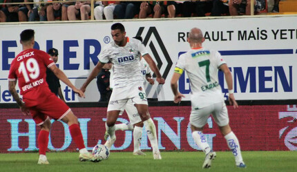 Antalya derbisinde zafer Alanyaspor'un! 3 puan 3 golle geldi - spor
