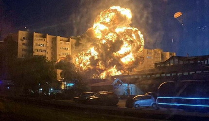 Rusya'da apartmana askeri uçak çarptı: 4 ölü, 25 yaralı - dunya