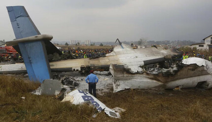 Bilim insanlarından Elon Musk'a uyarı: Uydular uçakları düşürebilir - dunya