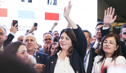 İstanbul Barosu'nun yeni başkanı Filiz Saraç oldu - haberler