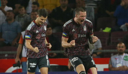 Wout Weghorst Süper Lig'de sezonun en erken golüne imza attı - spor