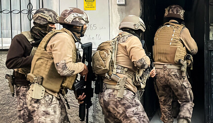 Mersin'de PKK/KCK'ya şafak vakti operasyonu: 15 gözaltı kararı - gundem