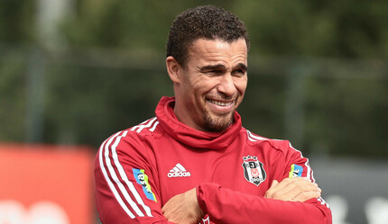 Beşiktaş'ta sözleşmesi feshedilen Valerien Ismael bugünkü antrenmana çıkmadı, alacağı tazminat belli oldu - spor