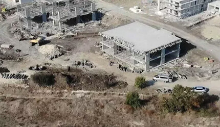 Son dakika...Büyükçekmece'de bir inşaat alanında yapılan kazıda cesetler bulundu - dunya