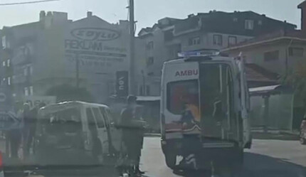 Toplantıya giden AK Parti heyeti kaza yaptı! Yaralılar var - gundem