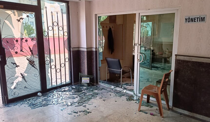 Gaziantep'te site yöneticisine EYP'li intikam: Ofisini patlattı, ortalık savaş alanına döndü - gundem