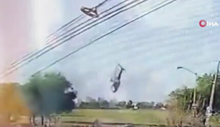 Meksika'da helikopter düştü, eyalet bakanı dahil 5 kişi öldü - dunya