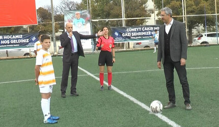 Cüneyt Çakır'a görülmemiş jübile! TFF ve UEFA, emeklilik kararı alan elit hakeme büyük bir jest yaptı - spor
