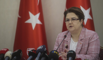 Bakan Yanık açıkladı: Kadın cinayetleri yüzde yedi azaldı - dunya