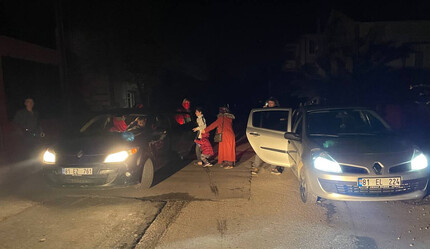 Düzce Belediye Başkanı: Elektriklerimiz kesik, can kaybı yok - gundem