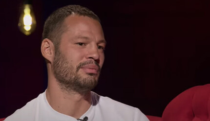 Avatar Atakan’dan şiddet itirafı… Çocukluğunu gözleri dolu dolu anlattı! “Sofrada tuz yok diye annem dayak yerdi” - magazin