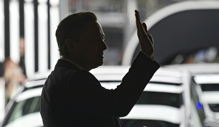 Elon Musk Twitter'dan duyurdu: Tesla'da heyecanlandıran gelişme - teknoloji