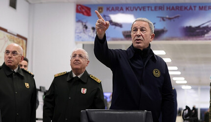 Şehit haberleri sonrası acil toplandılar: Bakan Akar TSK komuta kademesi ile Kara Kuvvetleri Harekat Merkezi'nde - gundem