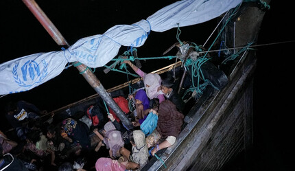 Arakanlı mülteciler 9 gündür Myanmar açıklarında yardım bekliyor - dunya