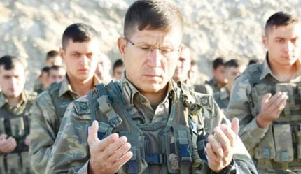 TSK'dan Azerbaycan ordusuna transfer! Bahtiyar Ersay Paşa, Savunma Bakanına danışman oldu - gundem