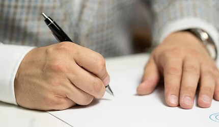 İmza sirküleri kalkıyor: Şirketler de uzaktan hesap açabilecek - ekonomi
