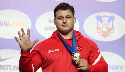 Minderin efendisi! Yılın Oscarları kürsüsünde zirve Rıza Kayaalp'ın - spor