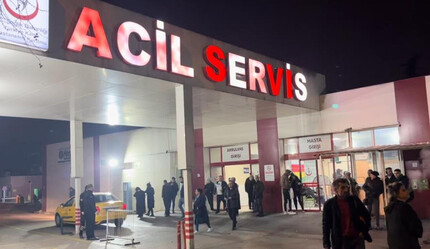 Aralarında oyuncu Burak Bozdağ’ın da bulunduğu 15 kişi zehirlenerek hastanelik oldu - magazin