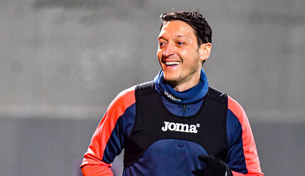 Mesut Özil için transfer iddiası! Cristiano Ronaldo'yla Suudi Arabistan'da buluşuyor - spor