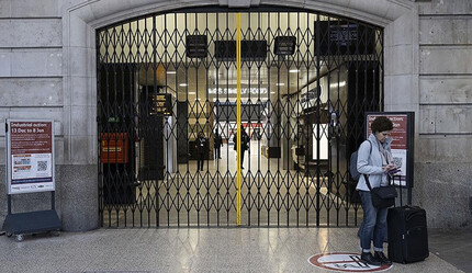 İngiltere'de demir yolu işçileri yine greve gidiyor - dunya