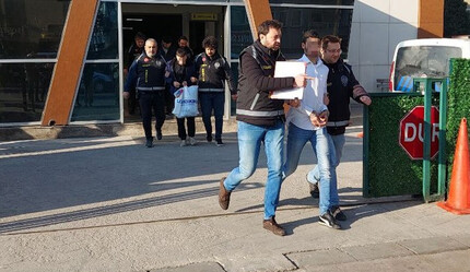 Sevgilisini döven eski erkek arkadaşını bıçakladı - gundem