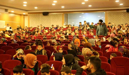 Bingöl'de ihtiyaç sahiplerine giyim yardımı - ADVERTORIAL