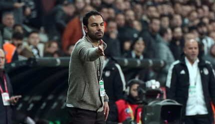 Selçuk İnan Beşiktaş - Kasımpaşa maçında sinir kriz geçirdi!