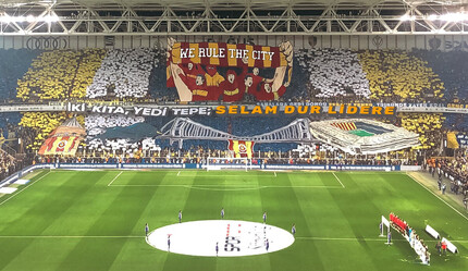 Galatasaray'dan Fenerbahçe'ye koreografili cevap: Selam dur lidere - spor