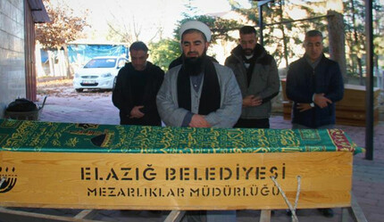 Yürek sızlatan olay! Vicdansız aile, zihinsel engelli küçük kızın cenazesini kabul etmedi, kimsesizler mezarlığına defnedildi - gundem