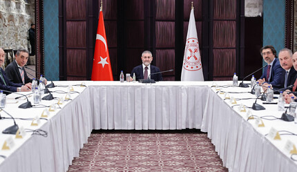 Bakan Nebati banka temsilcileri ile bir araya geldi: Destekler memnuniyetle karşılandı - ekonomi