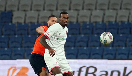 Haji Wright sakatlandı! Fenerbahçe'nin 7 milyon euroya transferi bitirdiği iddia ediliyordu - spor