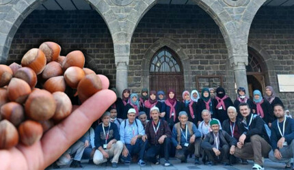 Tonlarca fındık umre yolunu açtı: Ziyaret ettikleri yerde gördüler, üretmeyi başarınca kafile kafile gittiler - gundem