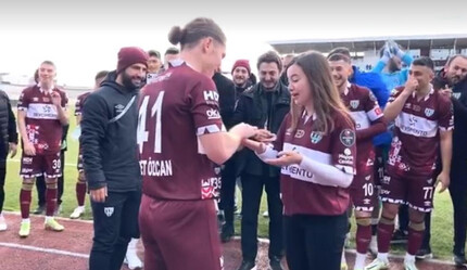 Bandırmasporlu futbolcu Mehmet Özcan maçtan sonra evlenme teklif etti, galibiyet üçlüsü
