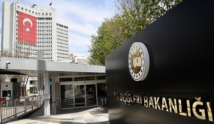 İsveç'e 'Üçlü Ahitname' uyarısı - dunya