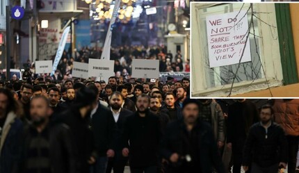 İsveç Konsolosluğu'nda dikkat çeken not: Kitabı yakan aptalın görüşünü paylaşmıyoruz - dunya