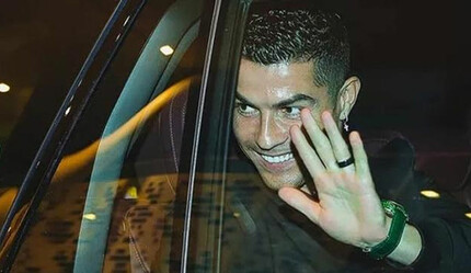 216 farklı bileşen ve 27 mücevherden tasarlandı... Al Nassr'dan Ronaldo'ya servet değerinde hediye - futbol