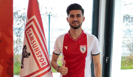 Samsunspor tecrübeli orta saha Soner Aydoğdu ile 2 buçuk yıllık sözleşme imzaladı - spor