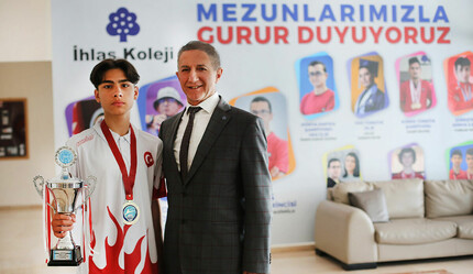 İhlas Koleji öğrencisi kick boksta Türkiye şampiyonu oldu - egitim