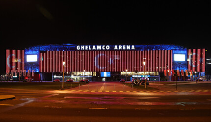 KAA Gent stadını Türk bayrağı ile ışıklandırdı! Ghelamco Arena'nın dış cephesi Kırmızı-Beyaz - spor