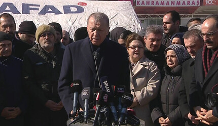 Son Dakika: Cumhurbaşkanı Erdoğan depremin merkez üssünde: Vatandaşlarımız sokakta kalmayacak - gundem