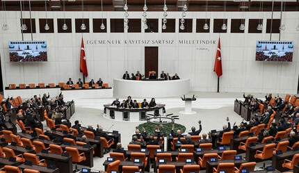 Meclis Başkanı Şentop'un çağrısı cevap buldu: Milletvekilleri maaşlarını depremzedelere bağışlıyor - gundem