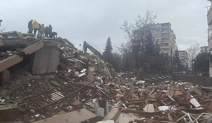Türk Telekom'dan deprem bölgesine ücretsiz iletişim - ekonomi
