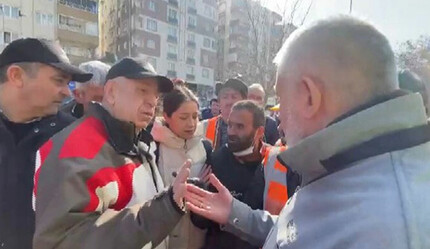 Isparta Belediye Başkanı Başdeğirmen’den deprem bölgesinde karşılaştığı Ümit Özdağ’a sert tepki! Siyaseti bunun içerisine sokmak kadar adice bir şey olamaz - politika