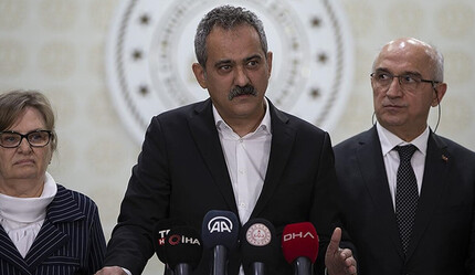 Son dakika: Deprem bölgesindeki 10 ilde okullar 1 Mart'a kadar tatil: Bakan Özer duyurdu - politika