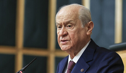 Deprem bölgesine gideceğini duyuran Bahçeli'den sert sözler: Devletin yapamadığı ne vardır da Ahbapçılar ve Babalacılara düşmüştür? - gundem