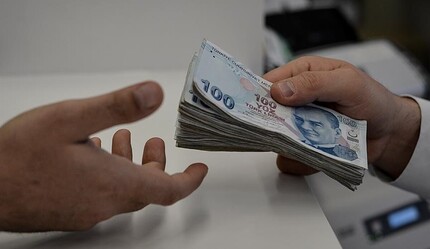 Kredi ve kredi kartı borçları silindi mi, ertelendi mi? Kredi borç erteleyen bankalar hangileri? - ekonomi