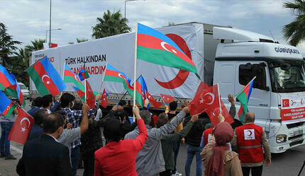 Azerbaycan'dan Türkiye’ye 236 milyon 667 bin TL maddi yardım - dunya