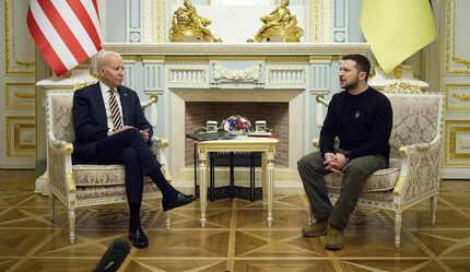 Biden ile görüşen Zelenskiy'den dikkat çeken sözler: Zaferle sonuçlanacak kısa bir savaşa hazırlanıyoruz - dunya