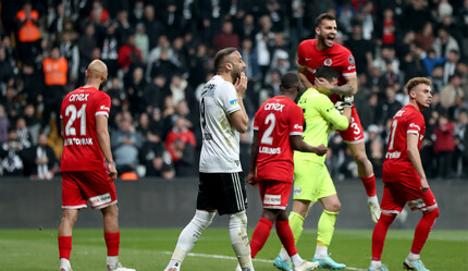 Beşiktaş - Antalyaspor (0-0 Maç Sonucu) Cenk Tosun 90+6'da penaltı kaçırdı - spor